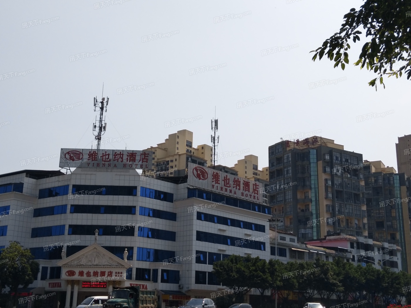 --请选择--